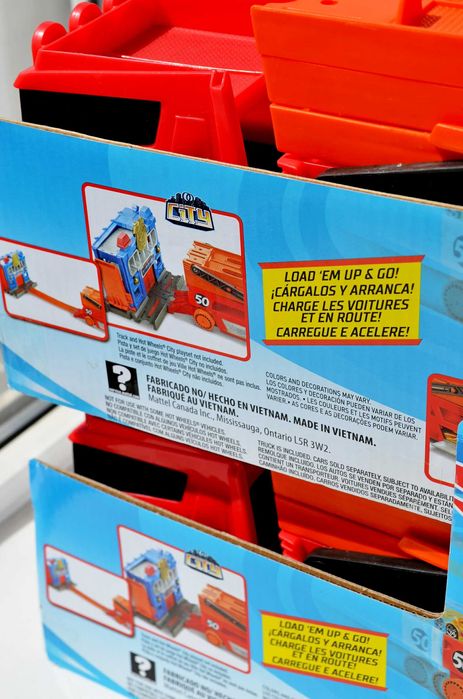 Автовоз hot wheels Mega Hauler на 50 машинок вантажівка транспортер