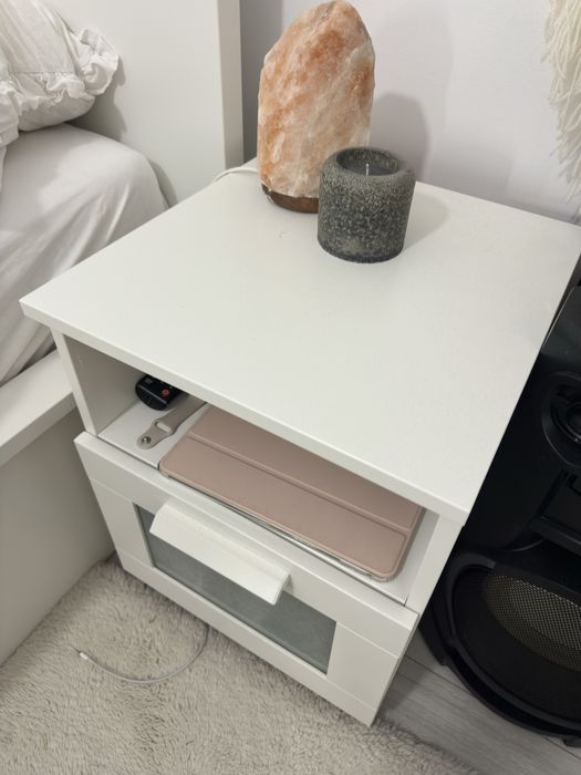 Sprzedam szafke nocną