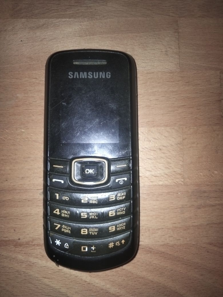 Продам  Samsung GT--E 1080WGSMH