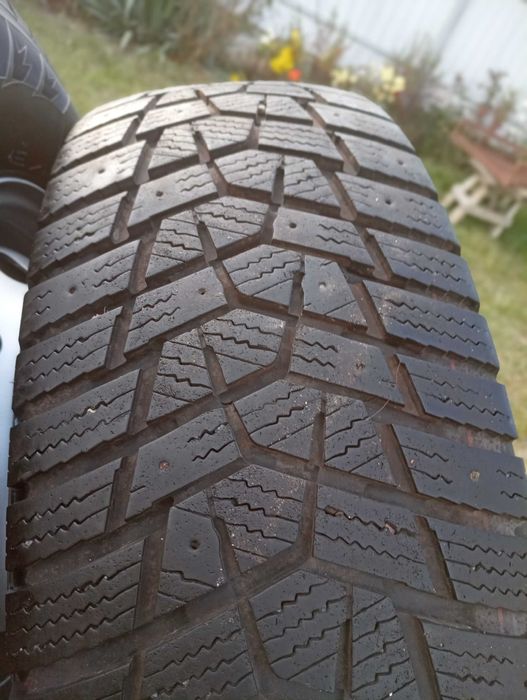 Резина з дисками