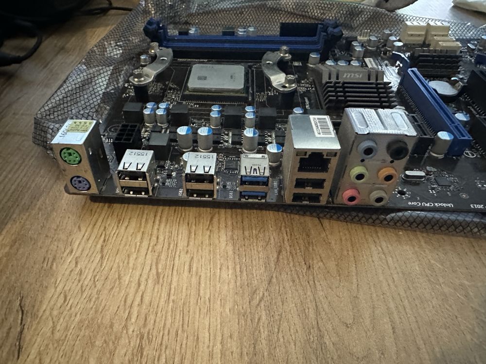 Płyta główna Amd MSI 970a-g43 + procesor Amd FX 4300