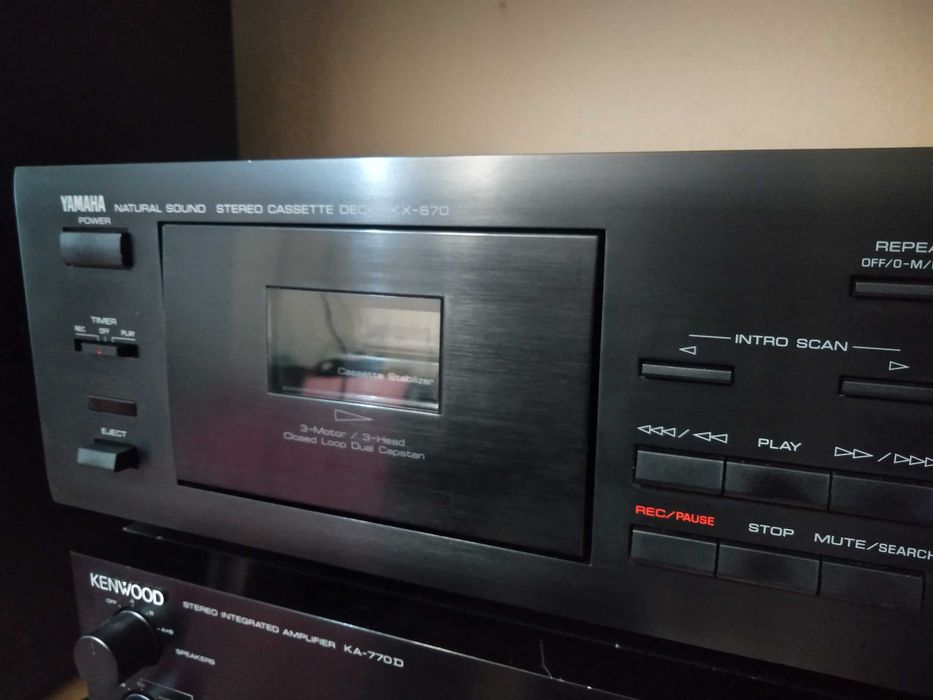 Yamaha KX 670 Cassette Tape Deck, 3 головки, закритий тракт