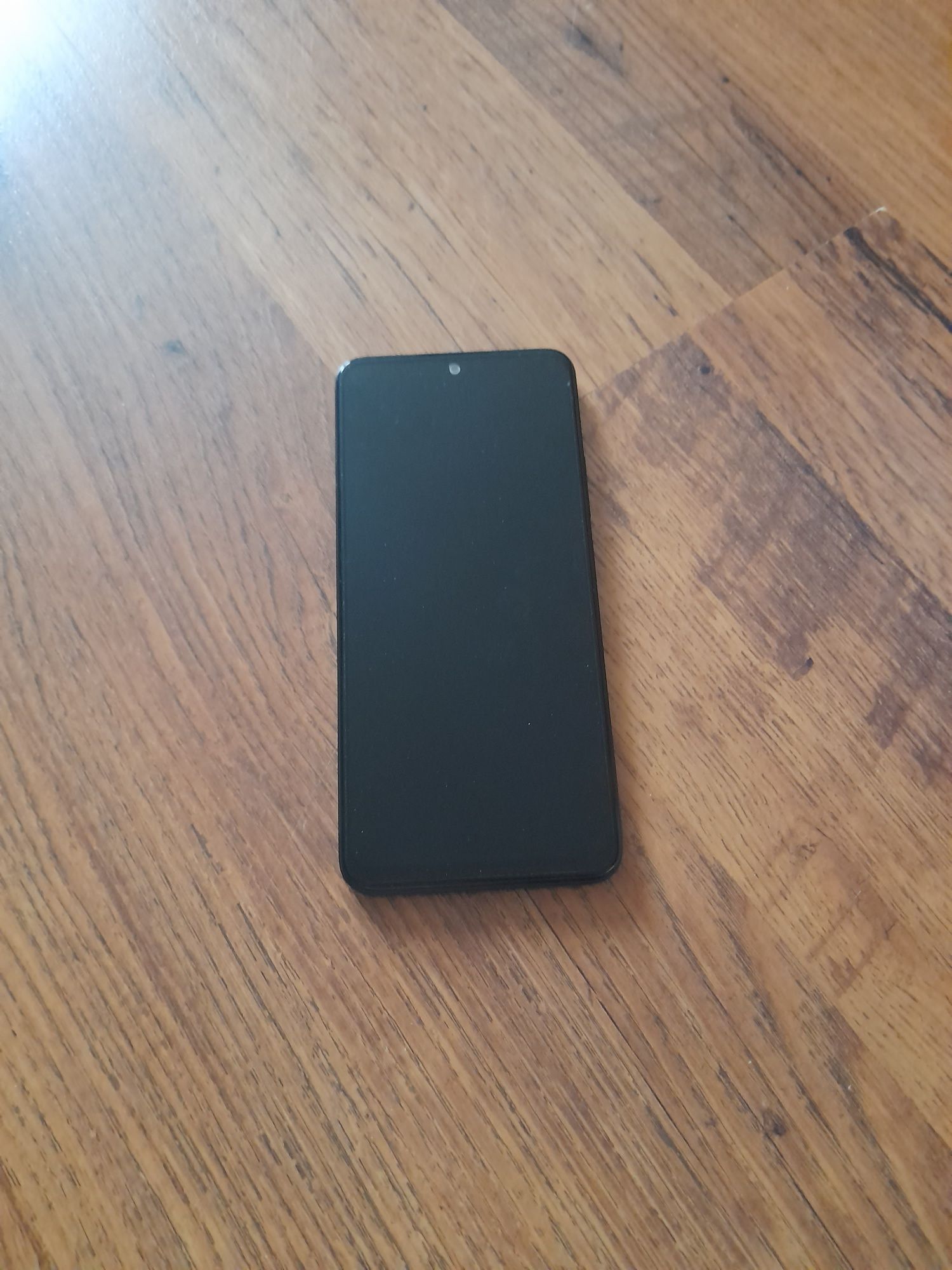 Xiaomi Redmi Note 12 na gwaranji