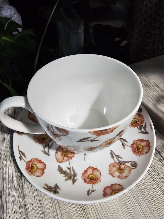 Komplet do herbaty filiżanka talerzyk kubek porcelanowy nowy prezent