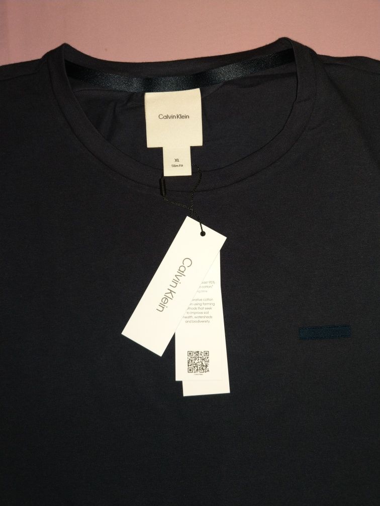 Wyprzedaż t-shirt męski Calvin Klein.