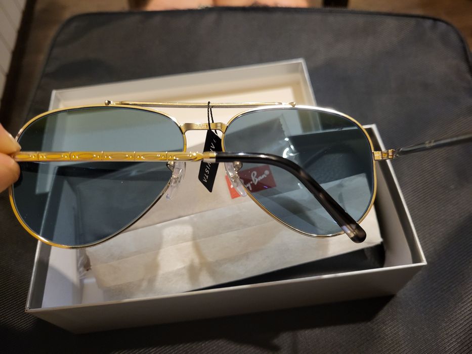 Оригінальні Сонцезахисні Oкуляри RAY-BAN New Aviator