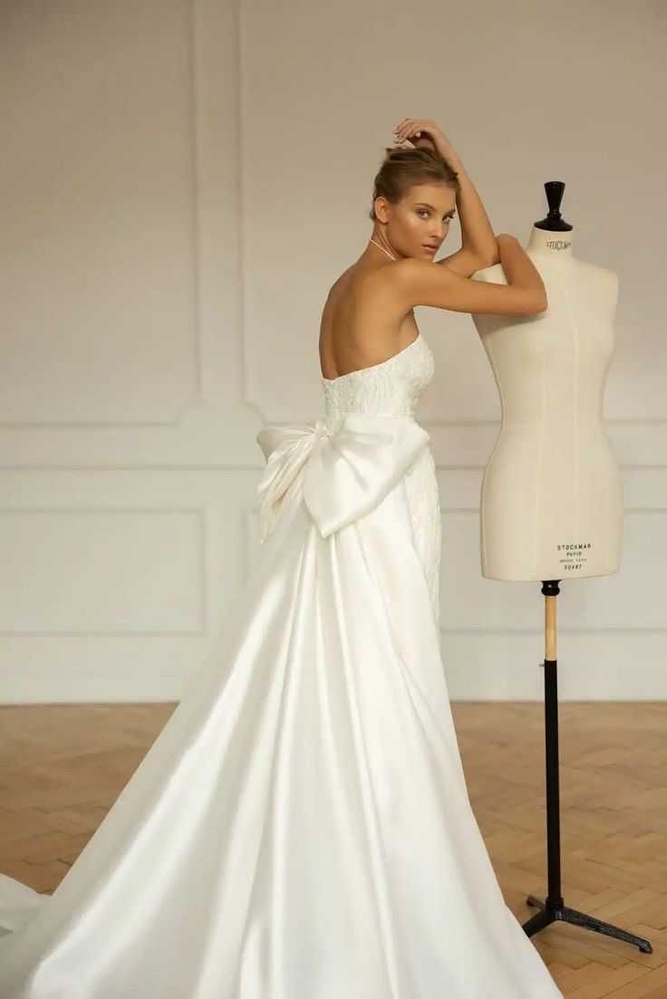 Весільна сукня Lanvee від Crystal Salon. Бренд Еva Lendel