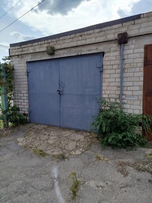 Здам капітальний гараж на Бородинському