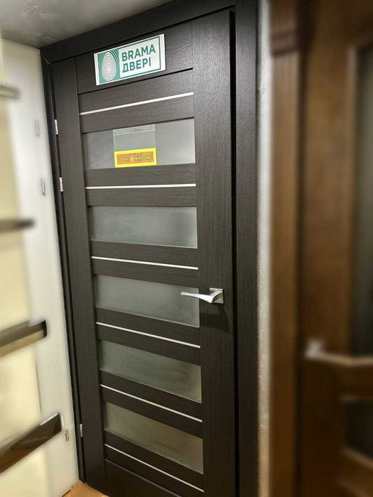 Розпродаж міжкімнатних дверей