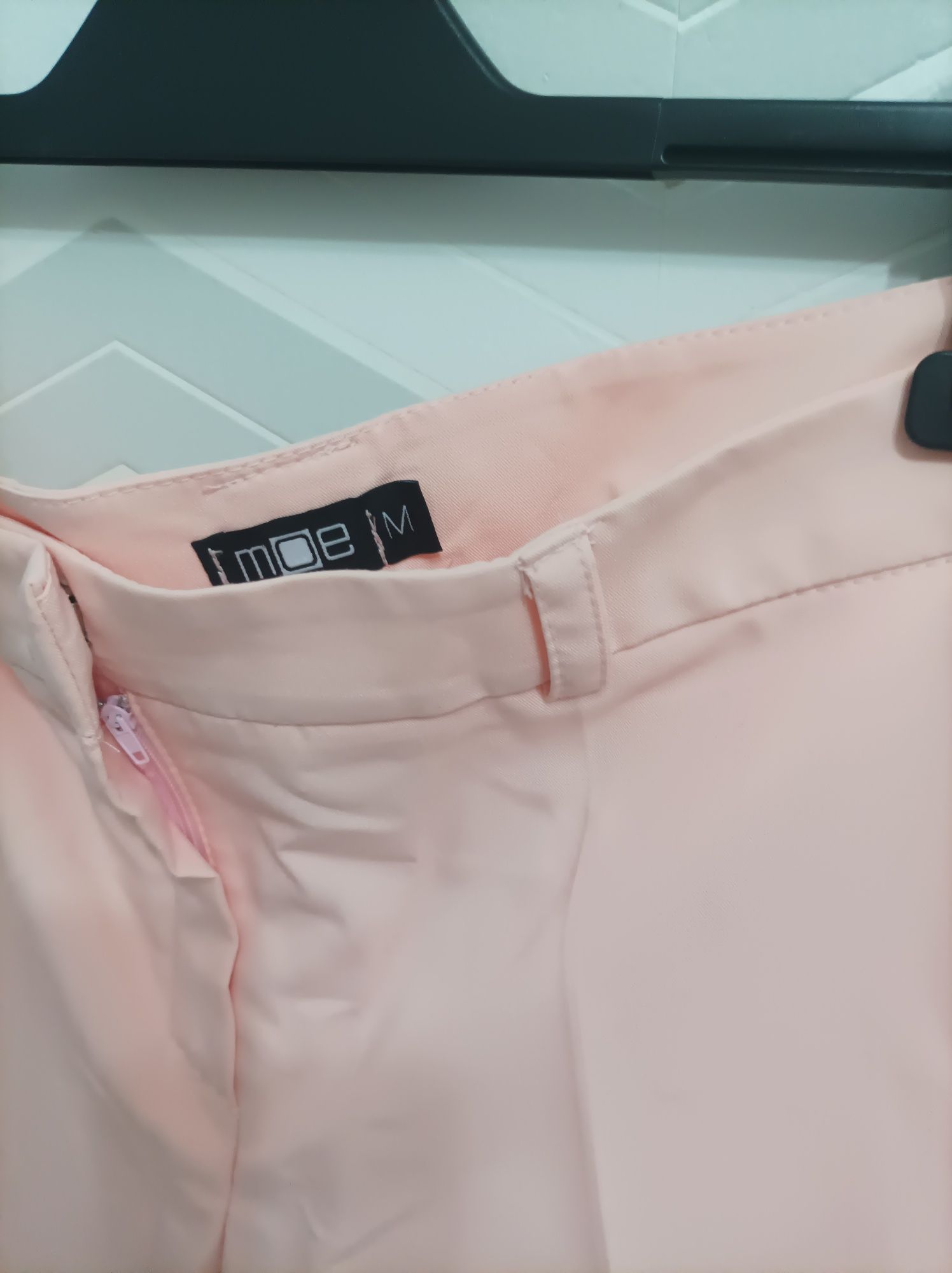Spodnie letnie pudrowy róż eleganckie nowe