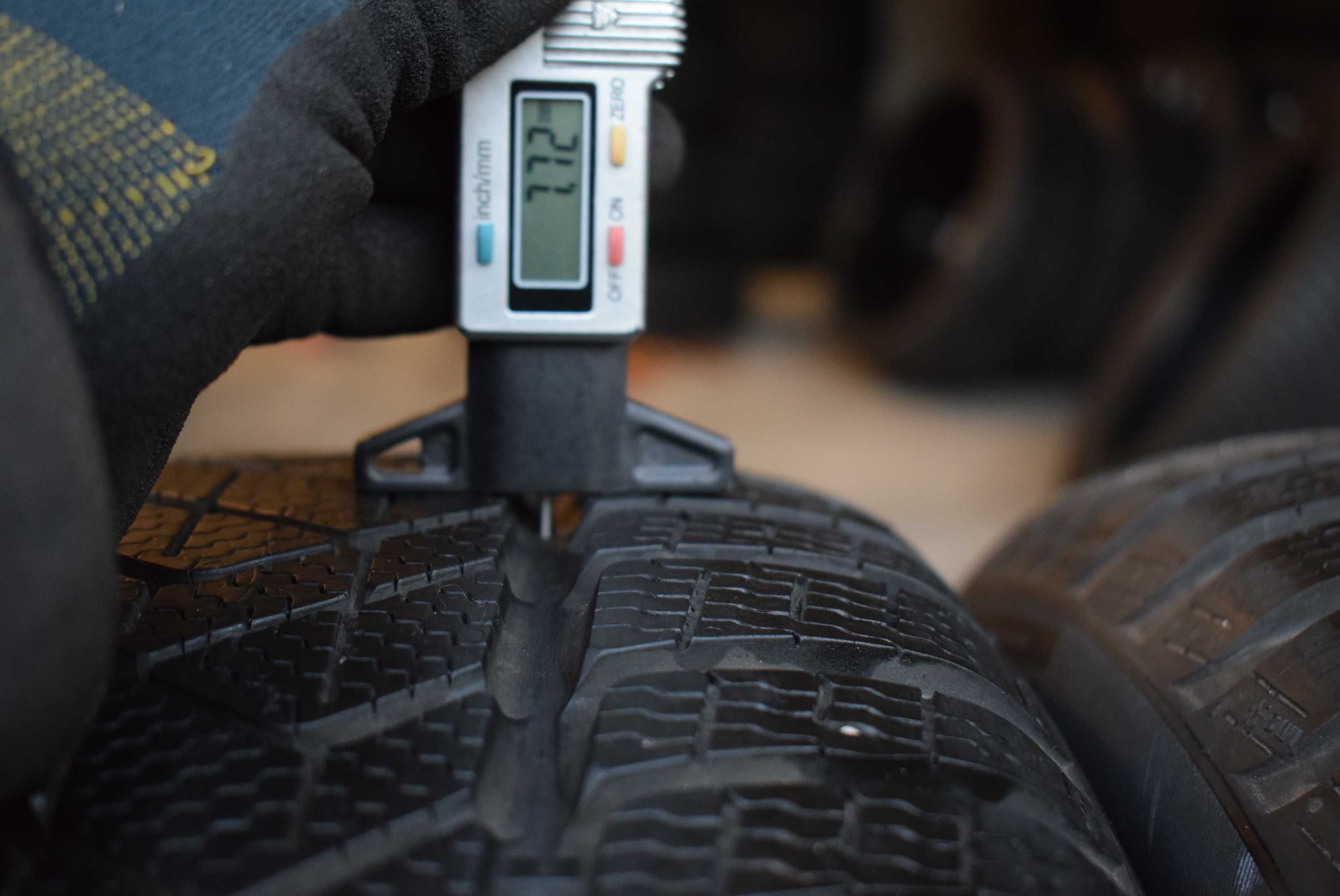 245/45R19 102V pirelli J.NOWE MOE runflat komplet