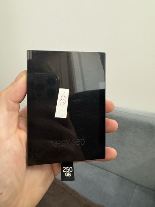 Xbox 360S 250GB RGH + 2 pady