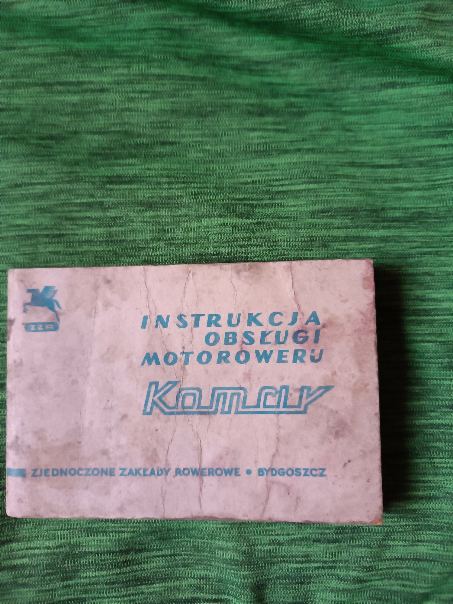 Instrukcja obsługi motoroweru  Komar 232 z roku 1963 ZZR

Stan jak na