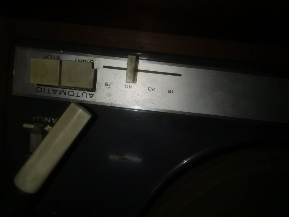 Radio- giradiscos Loewe Opta