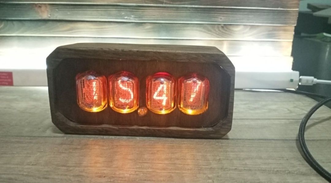 НОВИЙ Годинник ламповий Nixie clock ін-12