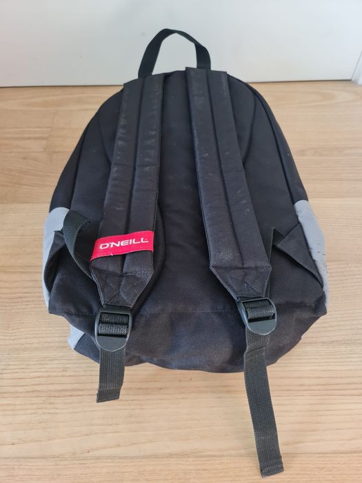 Mochila ONeill cinzenta