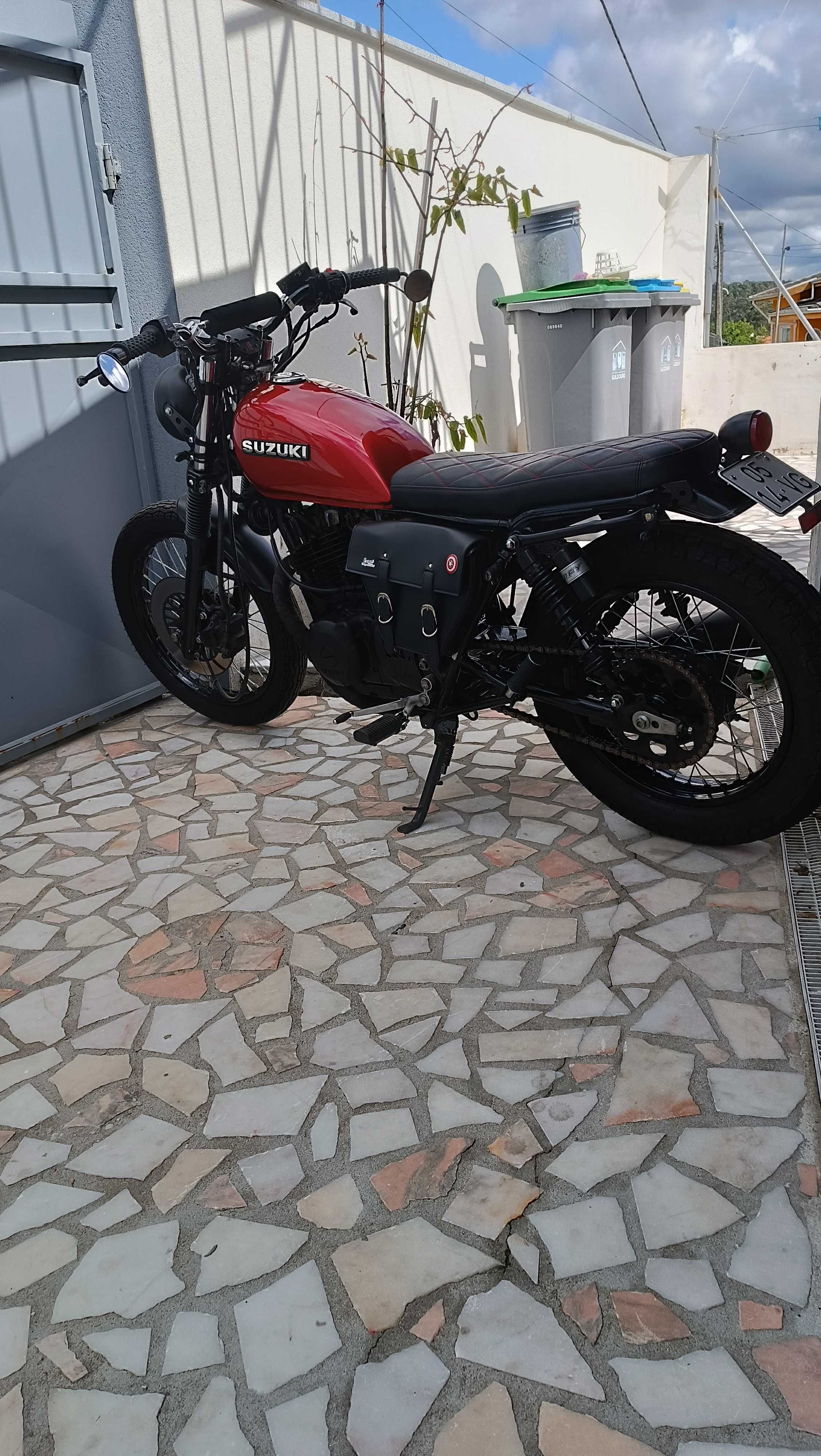 Moto como nova  para uns bons passeios