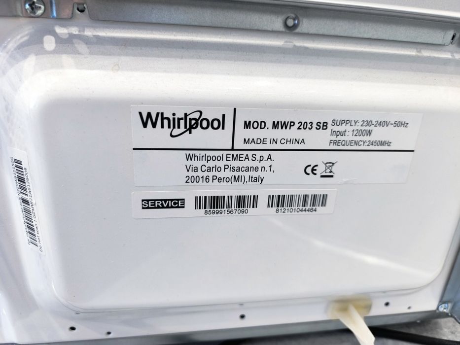 Mikrofala Whirlpool