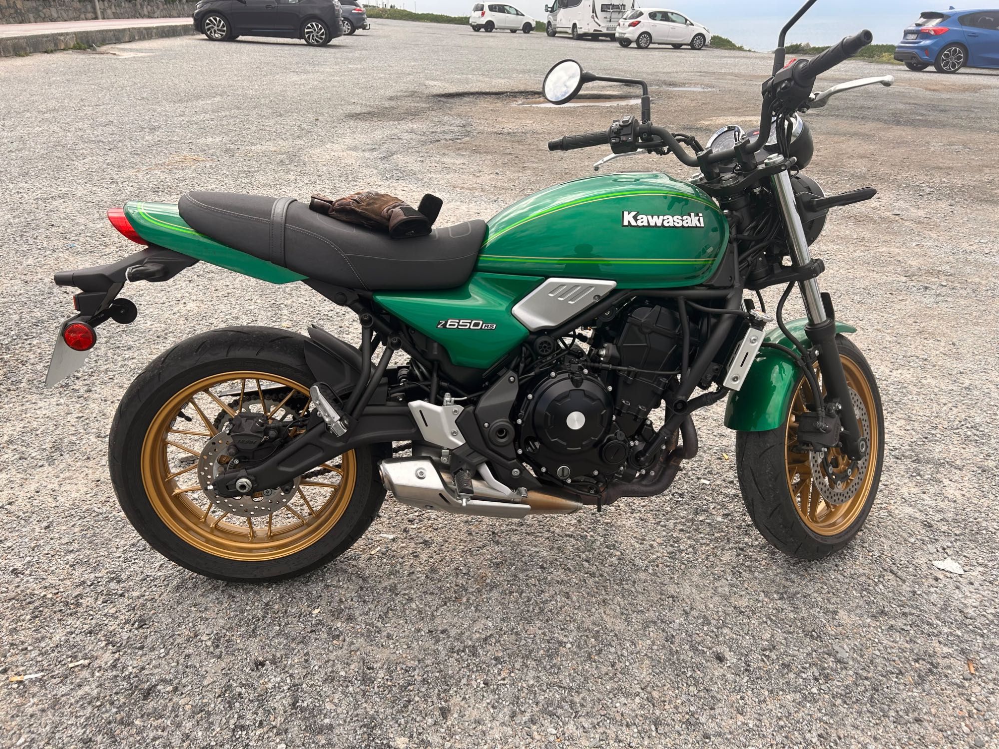Kawasaki Z650RS €6250