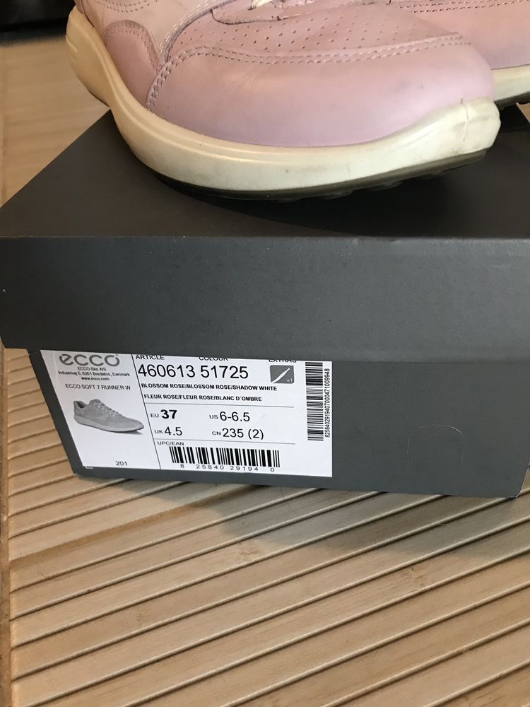 Ecco soft 7 runner