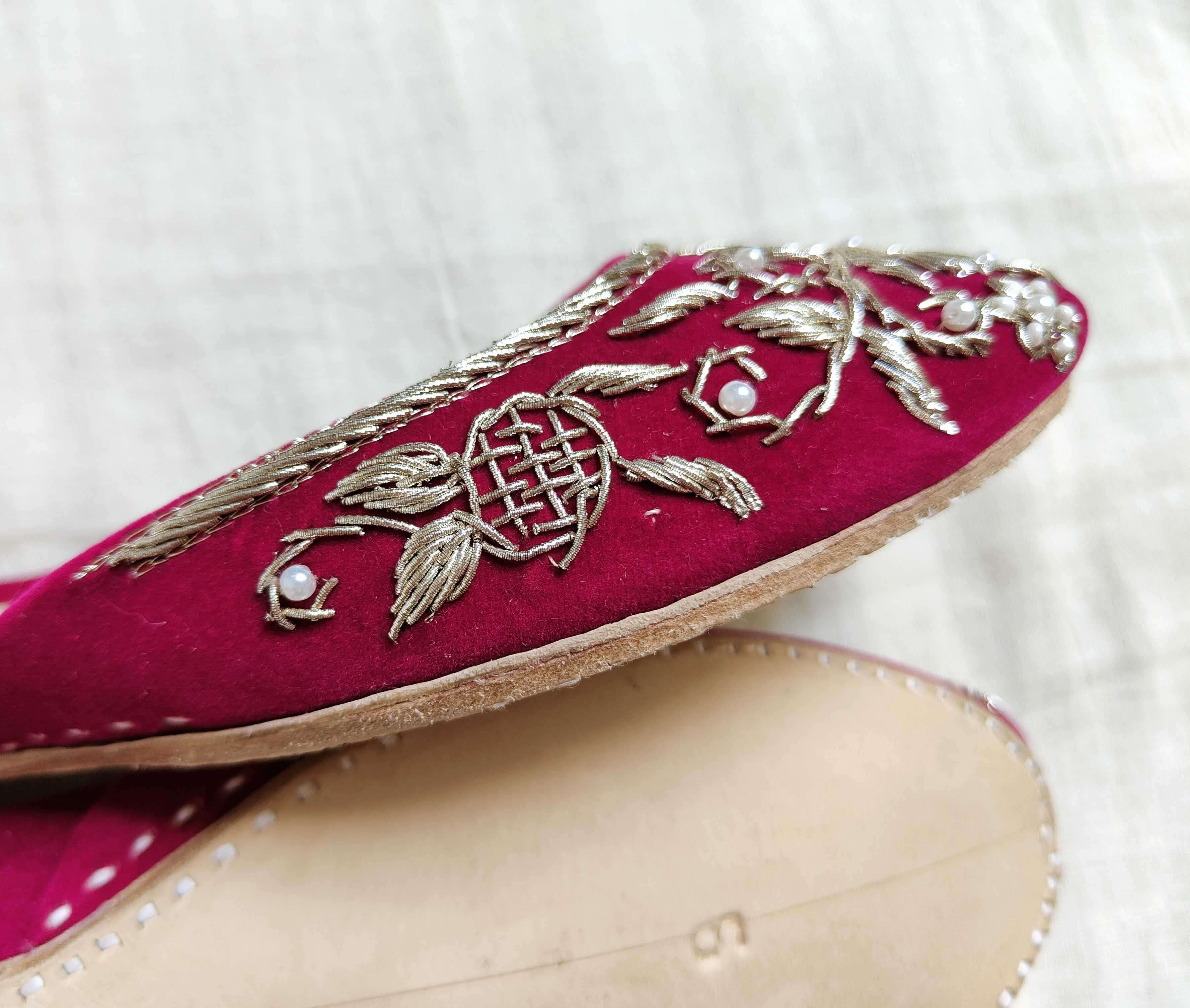 Indyjskie buty baleriny khussa 37 38 zdobione orient boho księżniczka