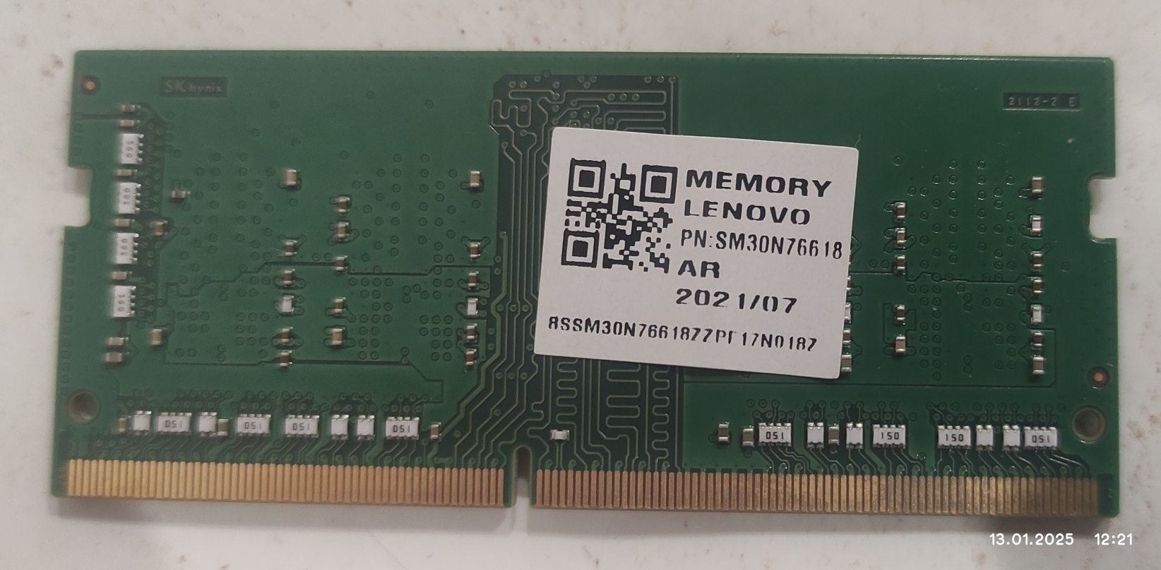 Оперативная память с ноутбука Lenovo 4Gb DDR4 3200  HMA851S6DJR6N-XN
