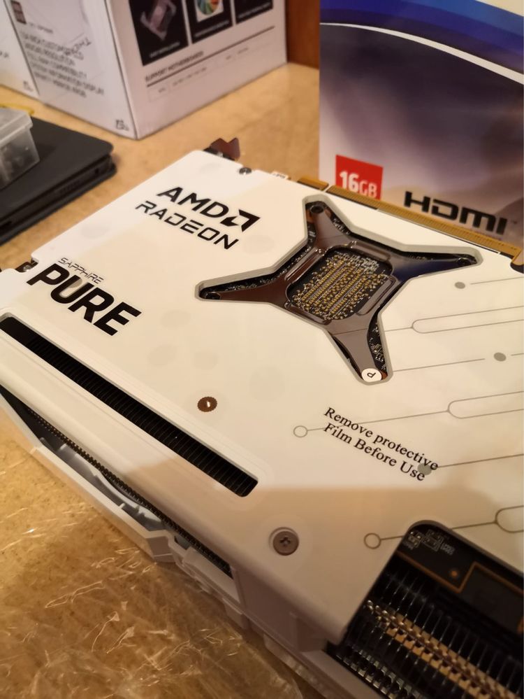 Sapphire Pure RX 9070 XT 16GB NOVA