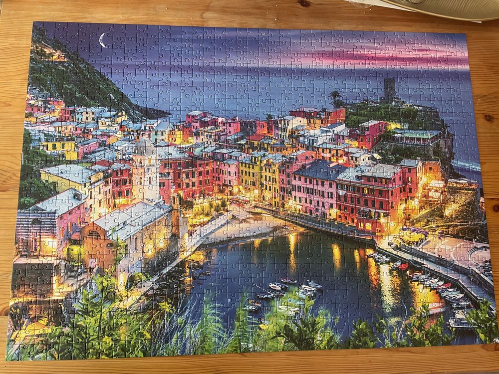 Puzzle trefl 1000 elementów plus klej