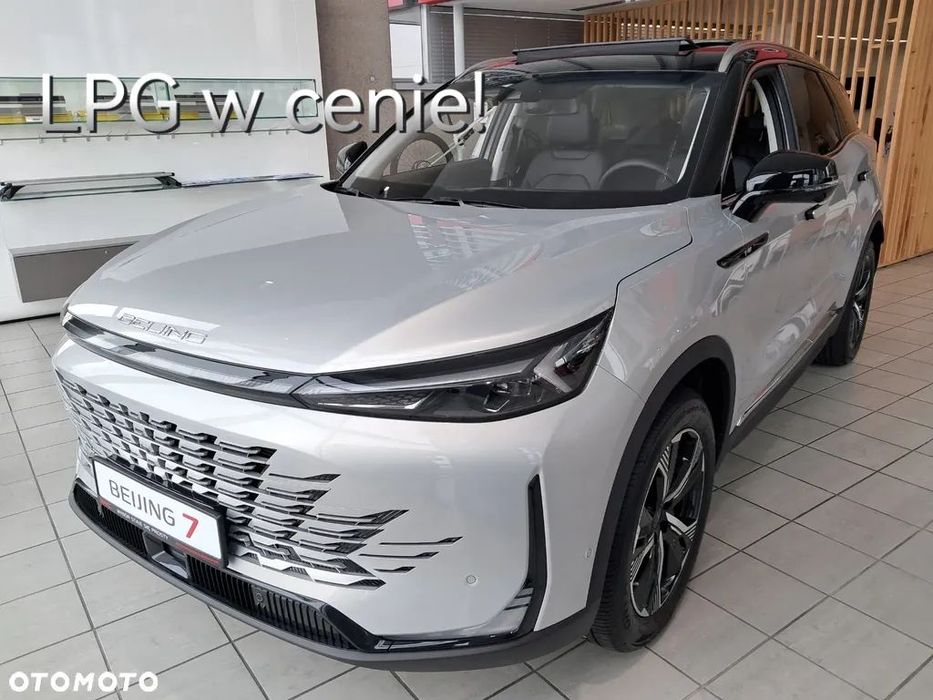 BAIC 7 BAIC Beijing 7 Luxury 2025 srebrny z LPG