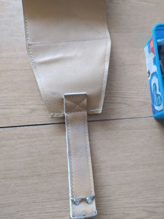 Pas biodrowy skórzany