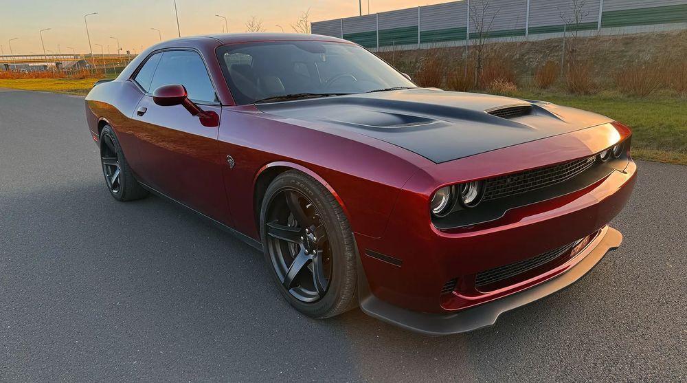 Dodge Challenger 2018 Hellcat Supercharged Automatic 717KM