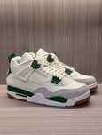 Jordan 4 Retro SB Pine Green EU.42