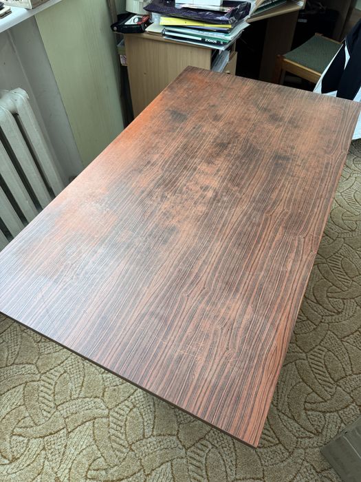 Стіл розкладний з регулятором висоти