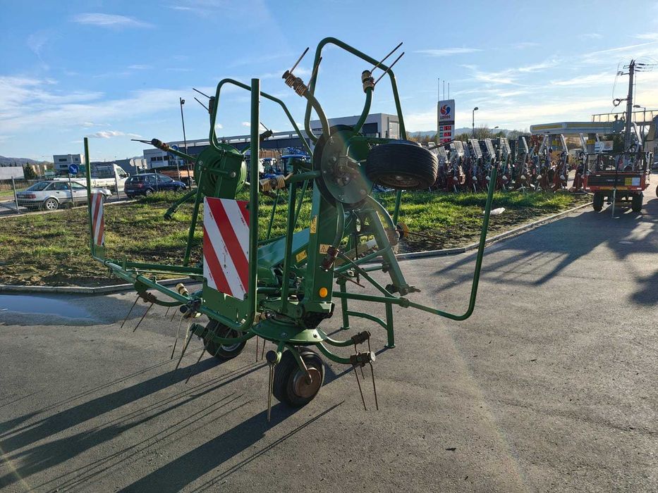 Przetrząsacz Karuzelowy Krone - Przetrząsarka KRONE KW 462 - Jak Nowa!