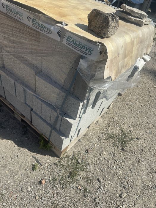 Шлакоблок перестеночниый