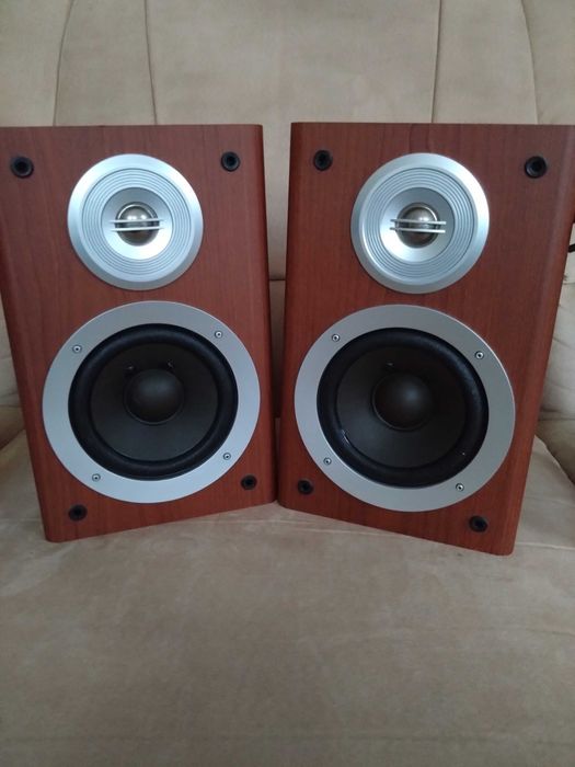 Głośniki kolumnowe LG Nowe kolumny stereo