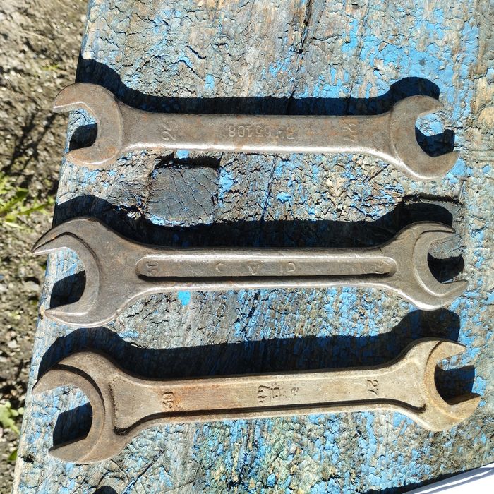 Ключ ріжковий б/в.