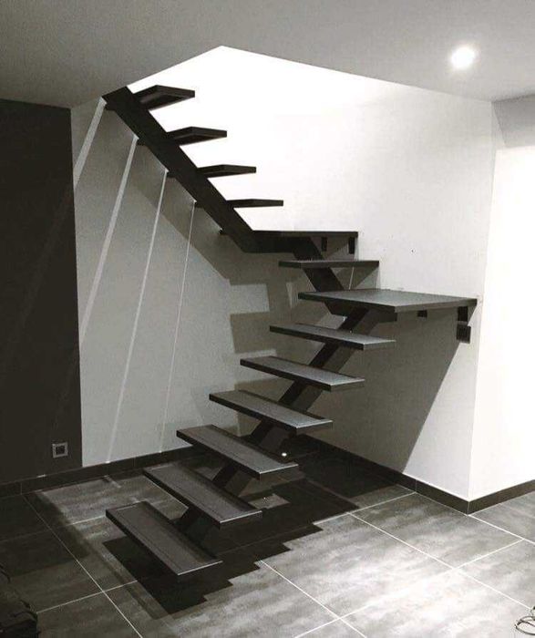 Косоурные каркасы конструкционных лестниц