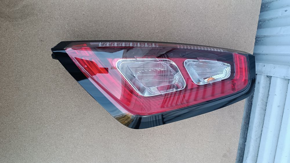 Vendo farolim direito de Fiat Punto evo ano 2010/12