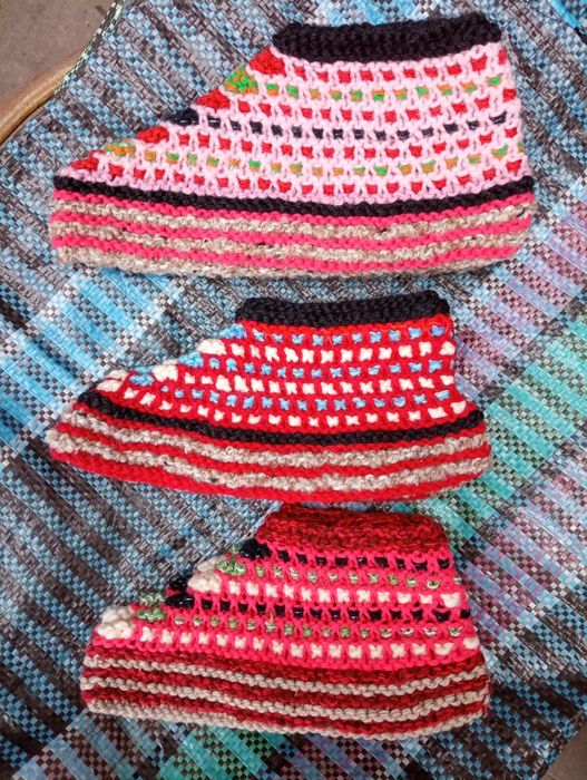 Тапочки, носки, манишка