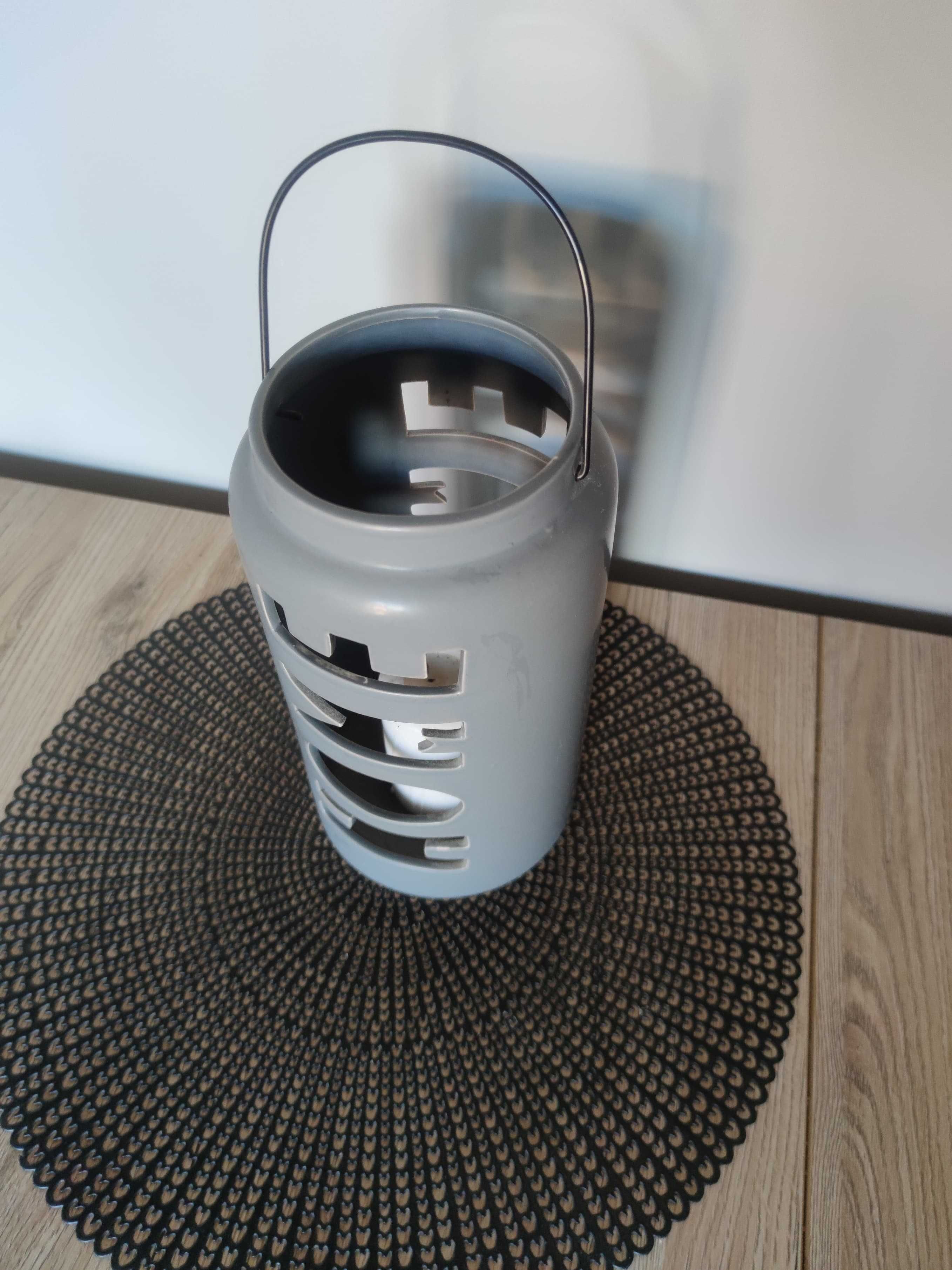 Świecznik Lampion z napisem Home