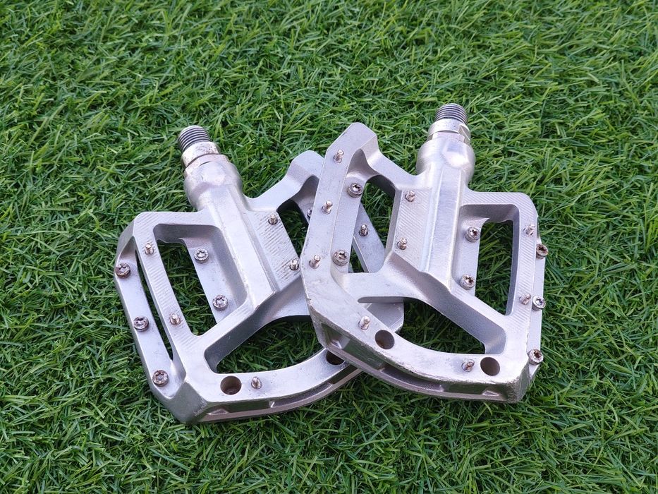 Pedały platformowe, platformy Shimano PD-GR500 srebrne