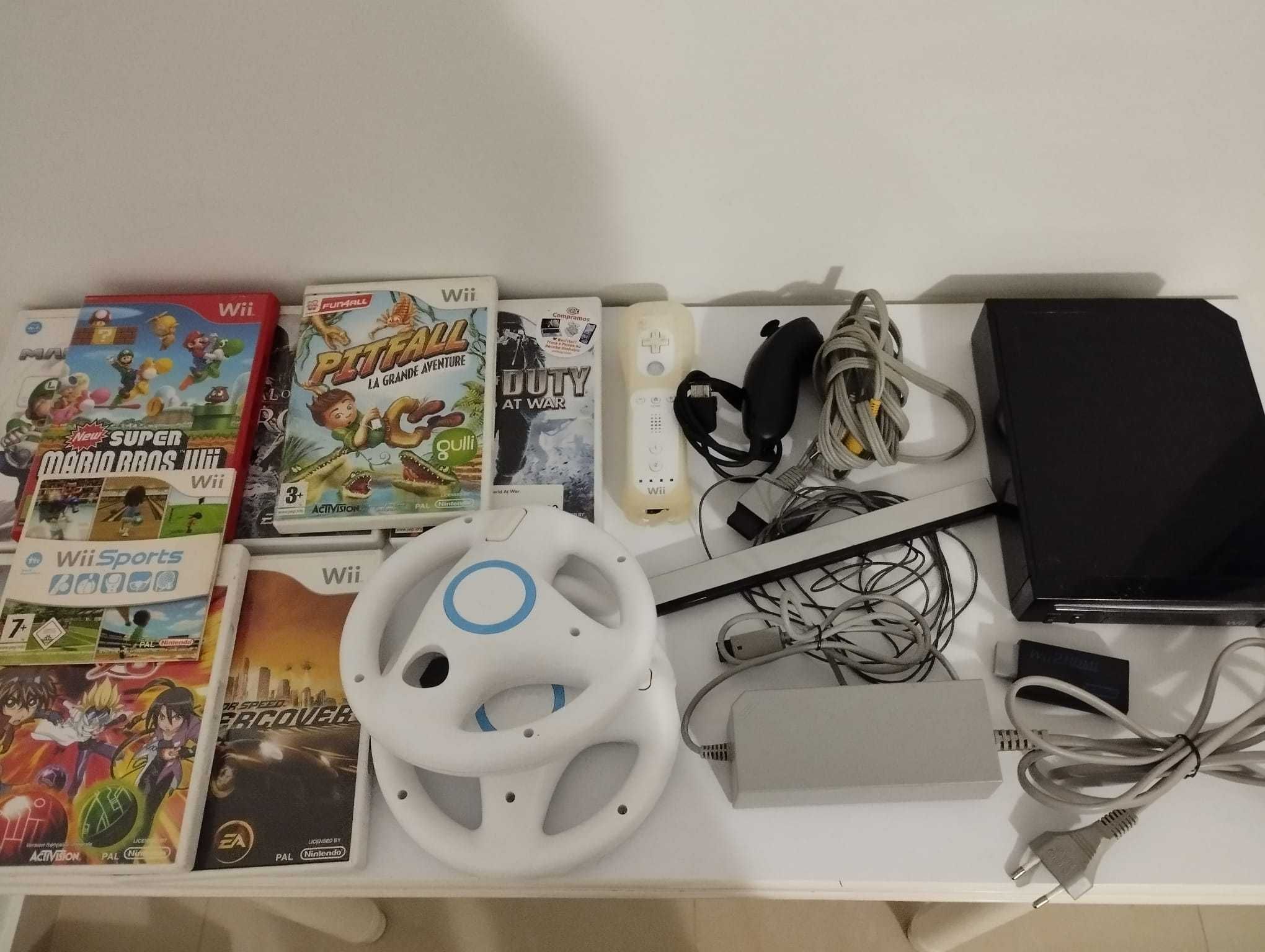 Nintendo Wii Preta + 1 comando + 2 volantes + 9 jogos + Adaptador HDMI