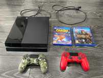 Konsola Playstation 4 + akcesoria