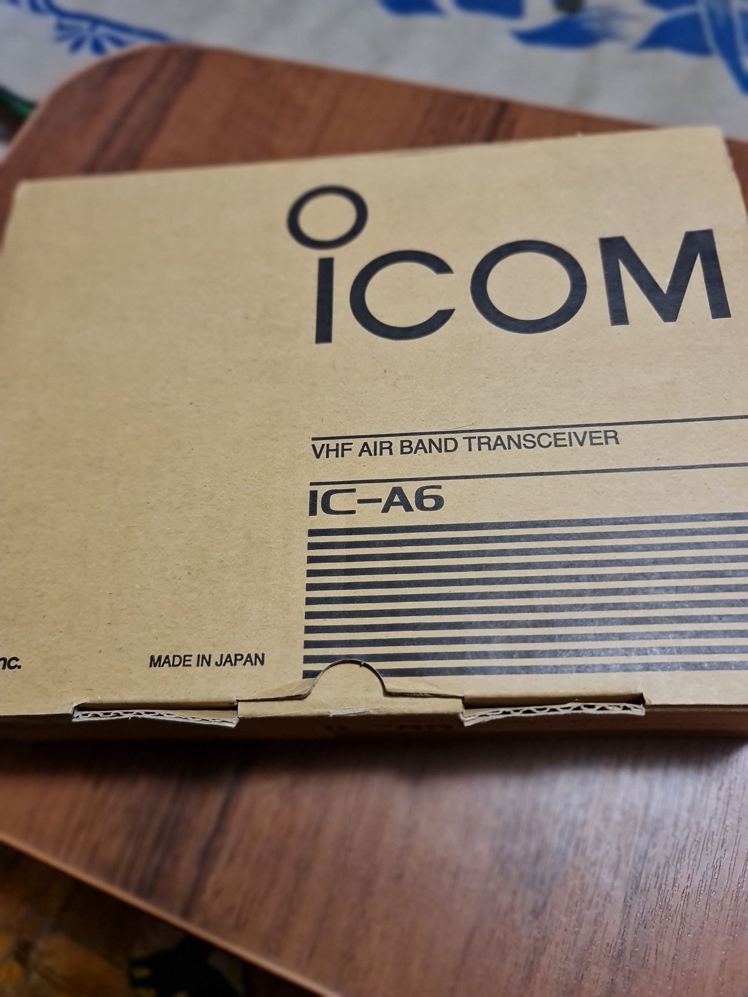 Ручная радиостанция ICOM IC-A6