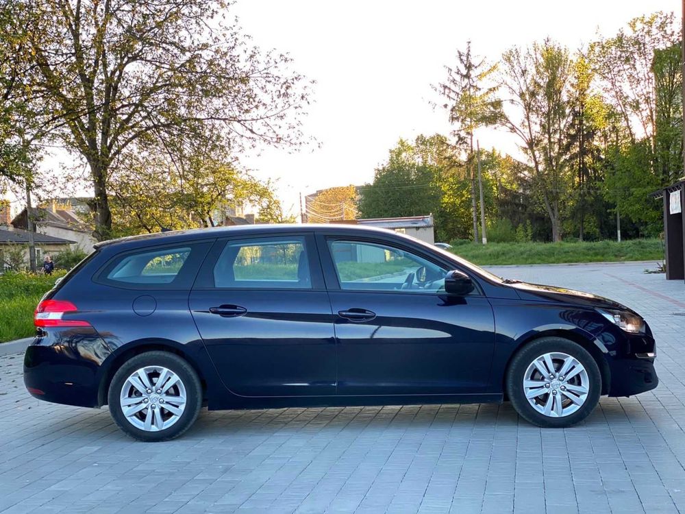 Peugeot 308 2017 1.6hDI АКПП 100% не крашений
