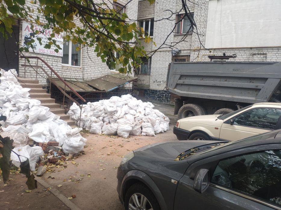 Вивіз сміття . Вывоз строительного мусора.  КамАЗ, ЗиЛ