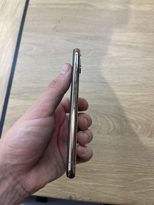 Айфон. Iphone xs  64gb