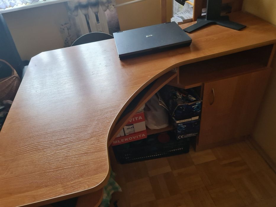 Biurko narożne brązowe