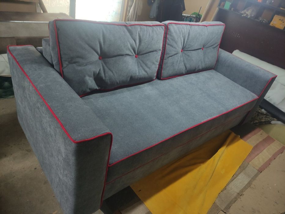 Перетяжка мягкой мебели